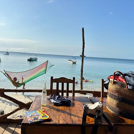 Juani Beach Bungalows Kilindoni Buitenkant foto