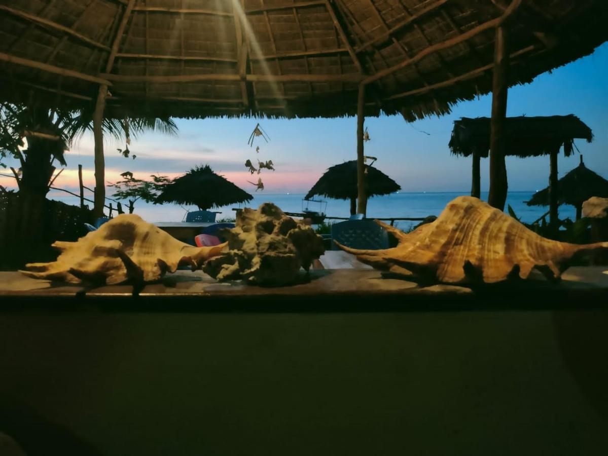 Juani Beach Bungalows Kilindoni Buitenkant foto
