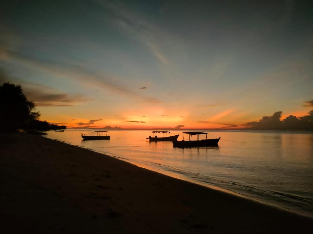 Juani Beach Bungalows Kilindoni Buitenkant foto