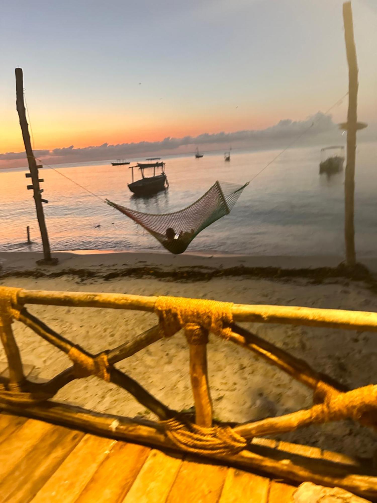 Juani Beach Bungalows Kilindoni Buitenkant foto