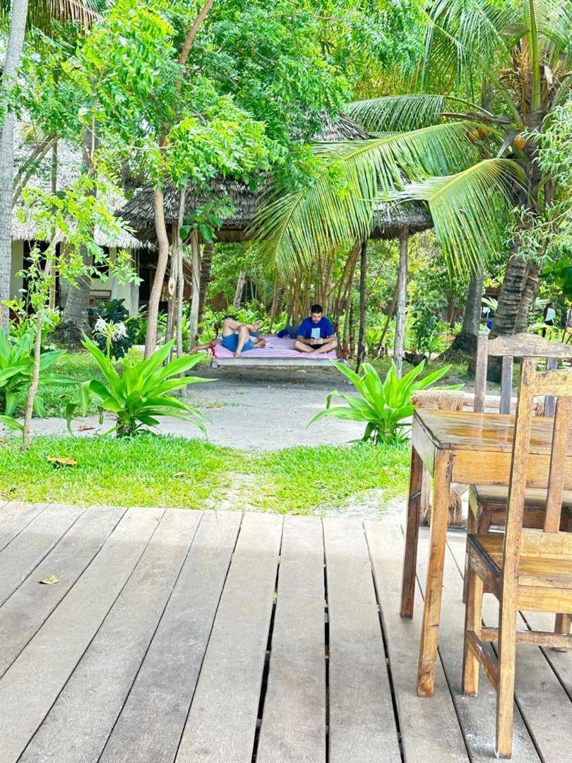 Juani Beach Bungalows Kilindoni Buitenkant foto