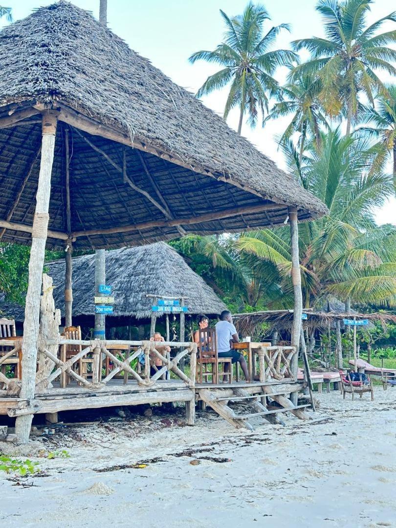 Juani Beach Bungalows Kilindoni Buitenkant foto