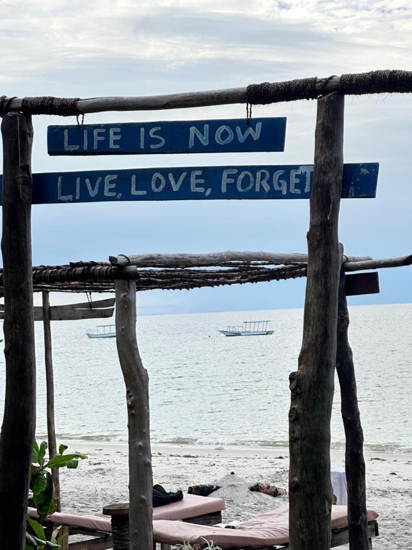 Juani Beach Bungalows Kilindoni Buitenkant foto