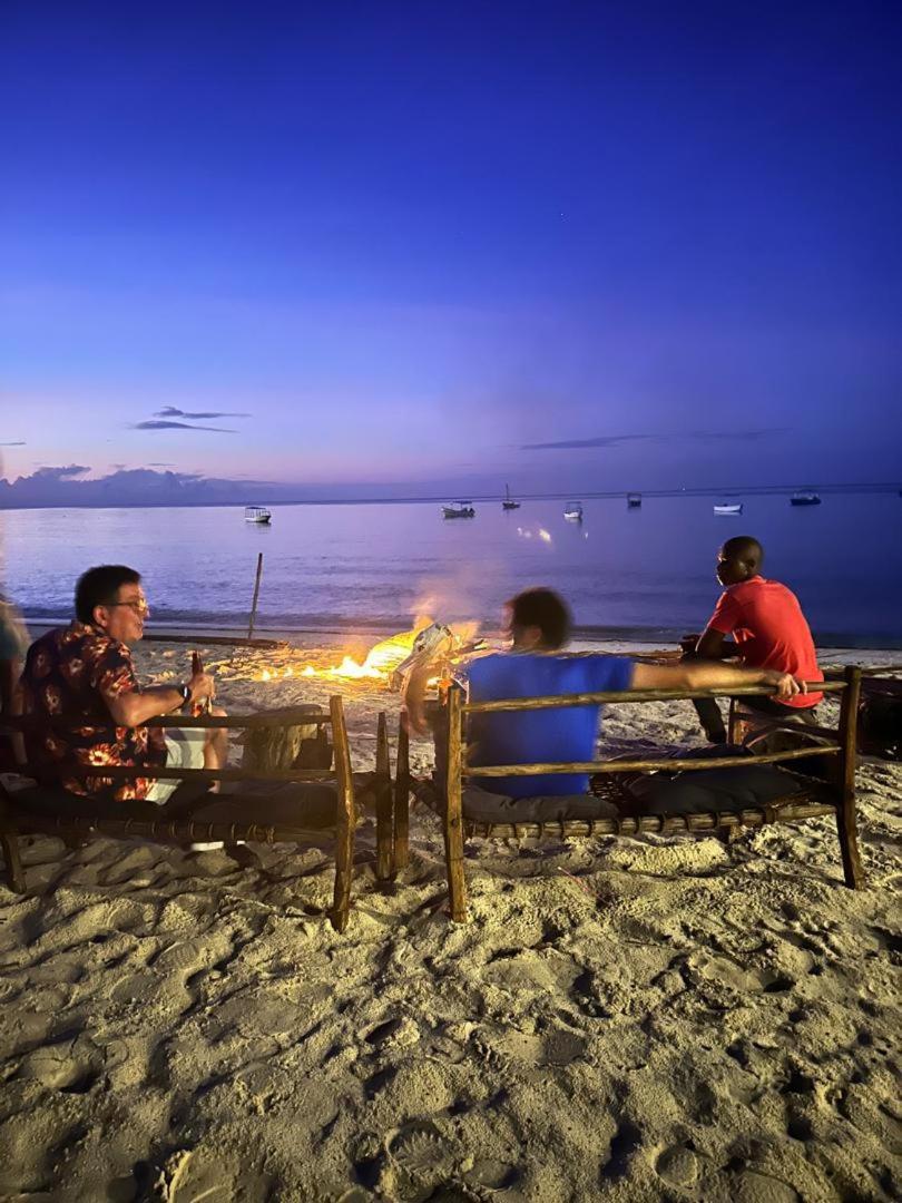 Juani Beach Bungalows Kilindoni Buitenkant foto