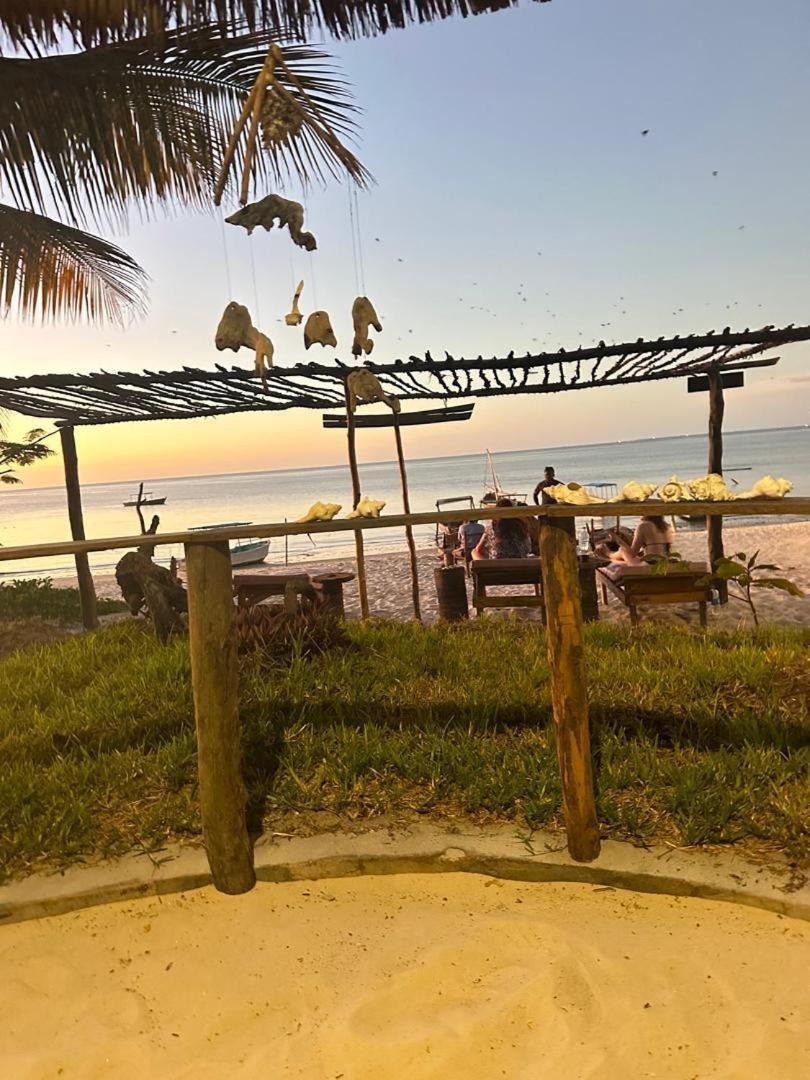 Juani Beach Bungalows Kilindoni Buitenkant foto