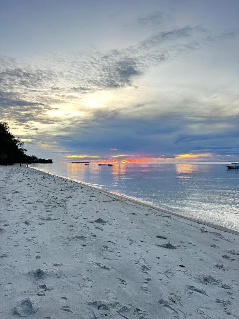 Juani Beach Bungalows Kilindoni Buitenkant foto